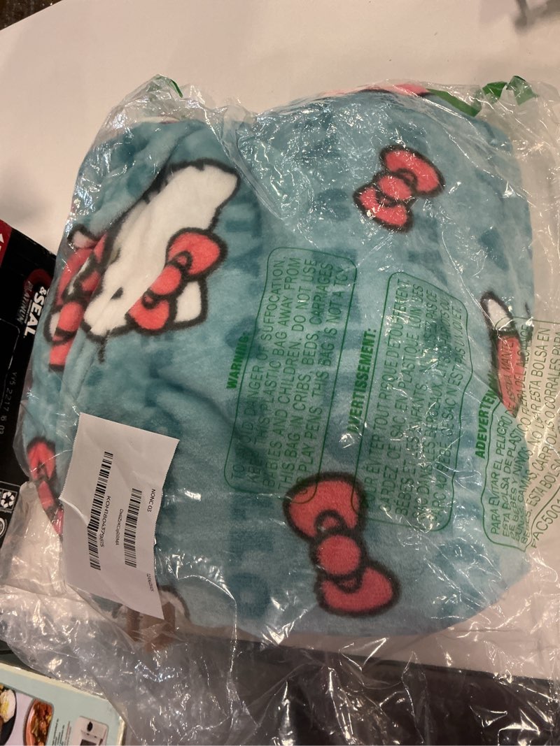 Condition photo showing Good Condition for NORTHWEST Hello Kitty Silk Touch Throw Blanket, 50" x 70", Bow So Sweet 50" x 70" Bow So Sweet