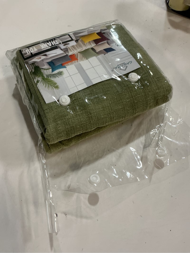 Condition photo showing Good Condition for GAWAMAY Lumbar Decorative Rectangle Throw Pillow Covers 12"x20" Inch Set of 2, Super Soft Chenille Throw Pillowcase for Sofa Living Room Bedroom Couch Cushion Cover Sage Green 30x50cm (ONLY Covers) Green 20" x 12" (Pack of 2)