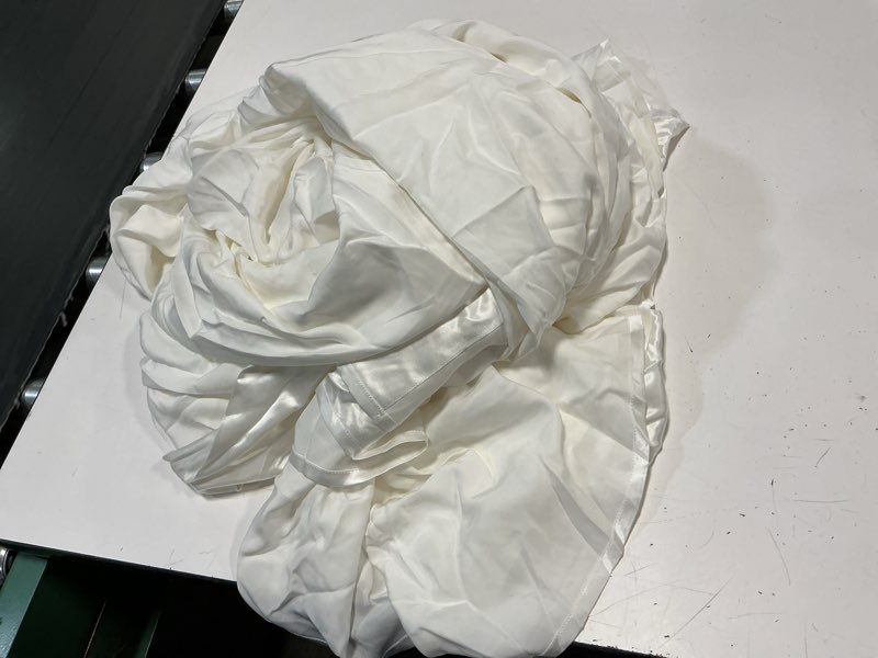 Condition photo showing As Is for quince mulberry silk flat sheet ivory king