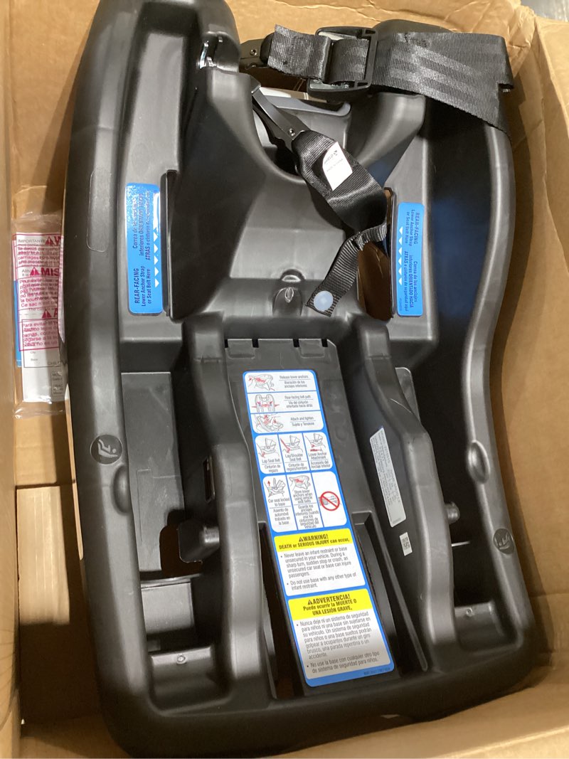 Condition photo showing Good Condition for graco snugride lite infant car seat base base snugride lite