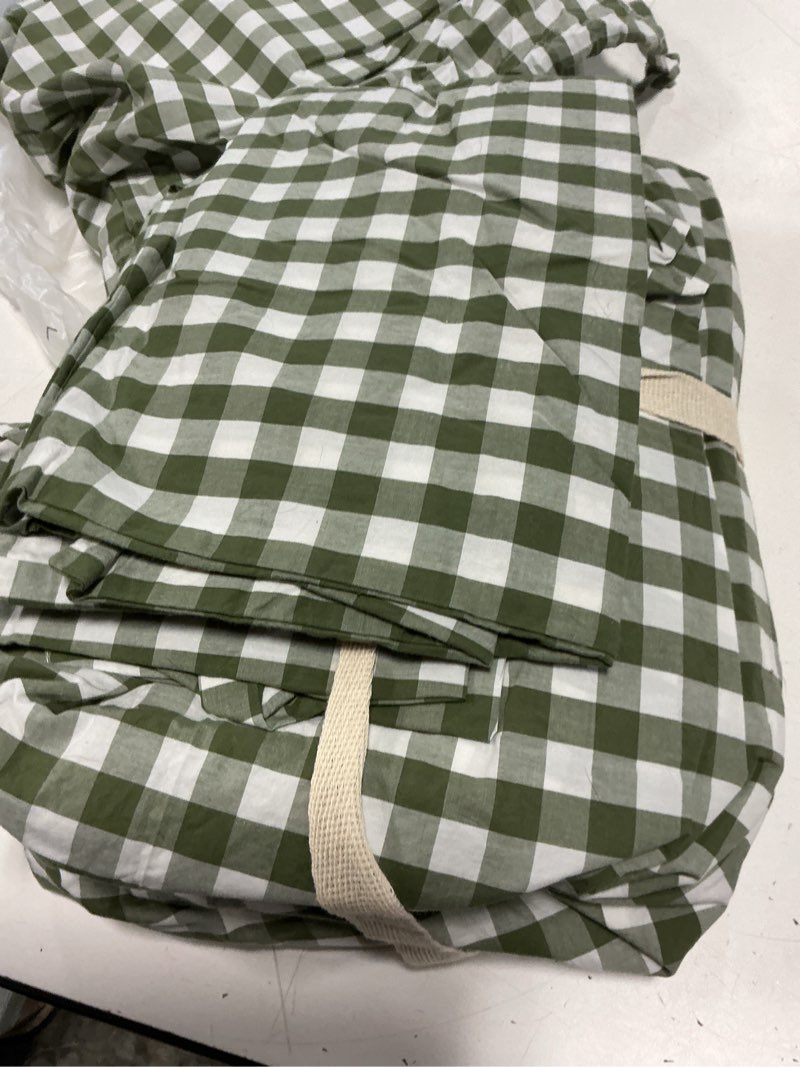 Condition photo showing Good Condition for classic organic percale gingham fitted sheet set, queen, olive