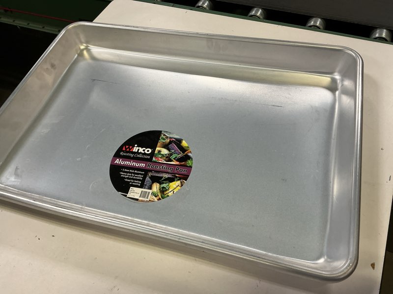 Condition photo showing Good Condition for Winware Bake and Roast Pan 26 Inch x 18 Inch x 2-1/4 Inch