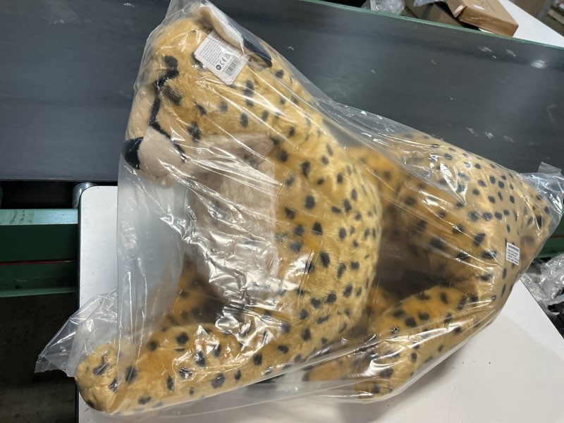 Condition photo showing New/Like New for WILD REPUBLIC Jumbo Cheetah Plush, Giant Stuffed Animal, Plush Toy, Gifts for Kids, 30 Inches