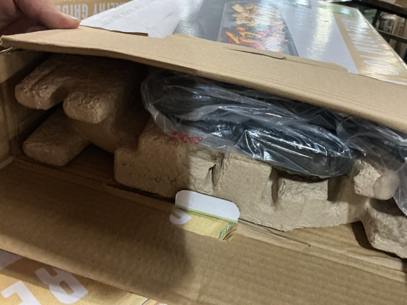 Condition photo showing New/Like New for healthy griddle xl