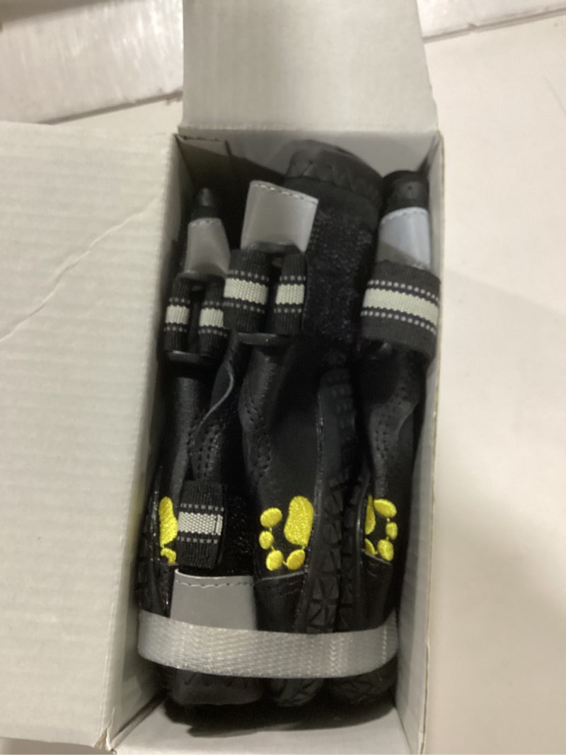Condition photo showing New/Like New for qumy dog shoes for large dogs, medium dog boots & paw protectors for winter snowy day, summer hot pavement, water-resistant in rainy weather, outdoor walking, indoor hardfloors skid-resistant sole black size 8: 3.0''x3.3"(w*l) (pack of 4)
