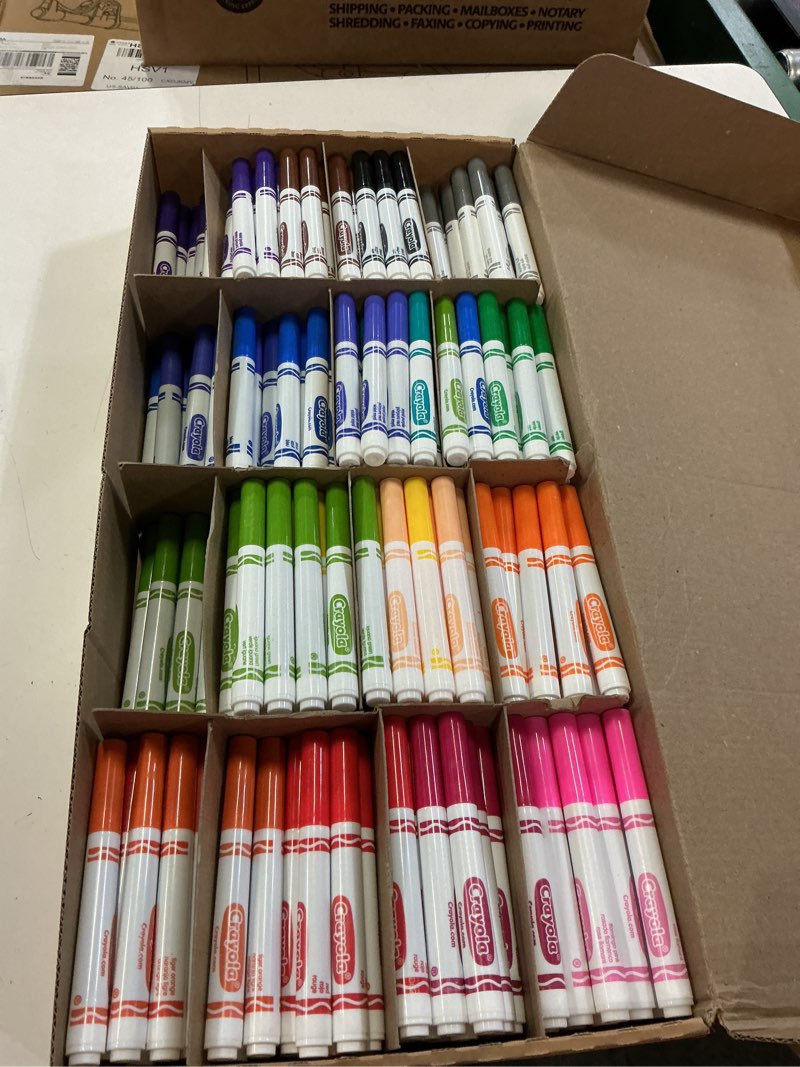 Condition photo showing Good Condition for crayola broad line markers classpack (256 ct), bulk markers for kids, art supplies for school, classroom must haves, preschool & kindergarten supplies broadline