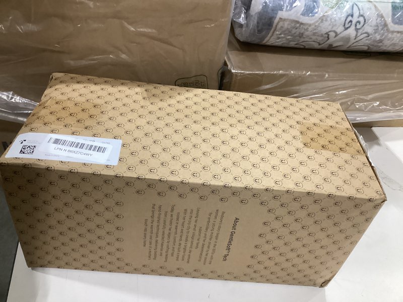 Condition photo showing New/Like New for Bedsure GentleSoft Blankets Queen Size for Bed - Cozy Soft Blankets for Women, Cute Large Fleece Throws for Girls, Crystal Pink, 90x90 Inches Crystal Pink Queen (90" x 90")