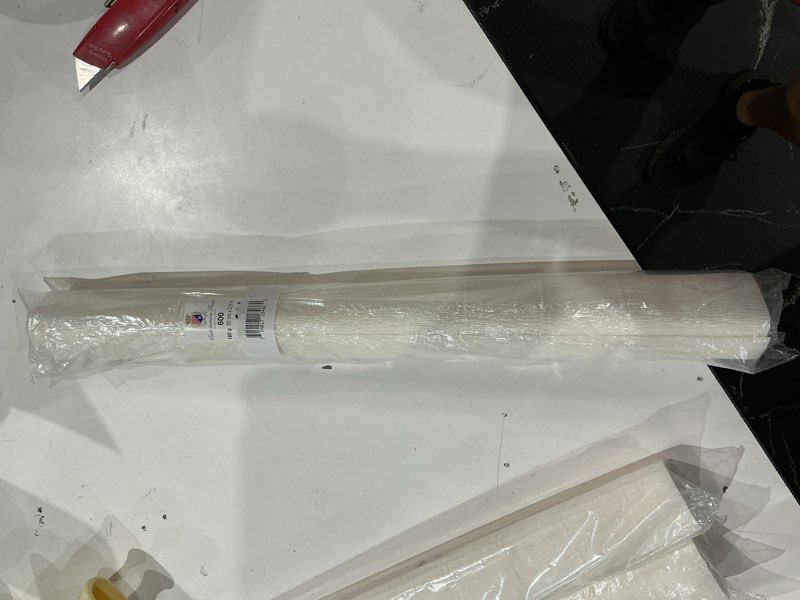 Condition photo showing Good Condition for premium italian crepe paper roll heavy-weight 180 gram 50 cm x 2,5m  (00-bright white)