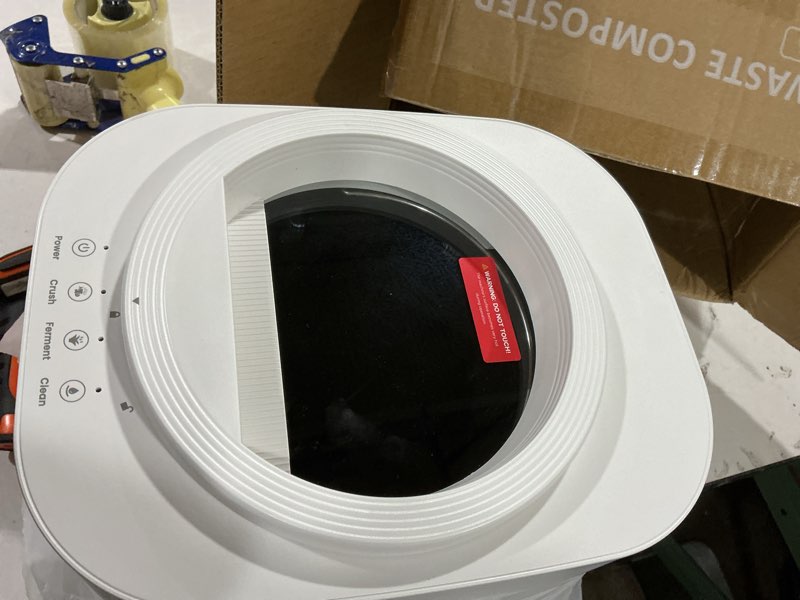 Condition photo showing Good Condition for 4L Electric Composter for Kitchen, Smart Countertop Compost Bin, Odorless | Low Noise | Auto-Cleaning | Turn Food Waste into Fertilizer, Indoor Food Waste Compost Machine, White