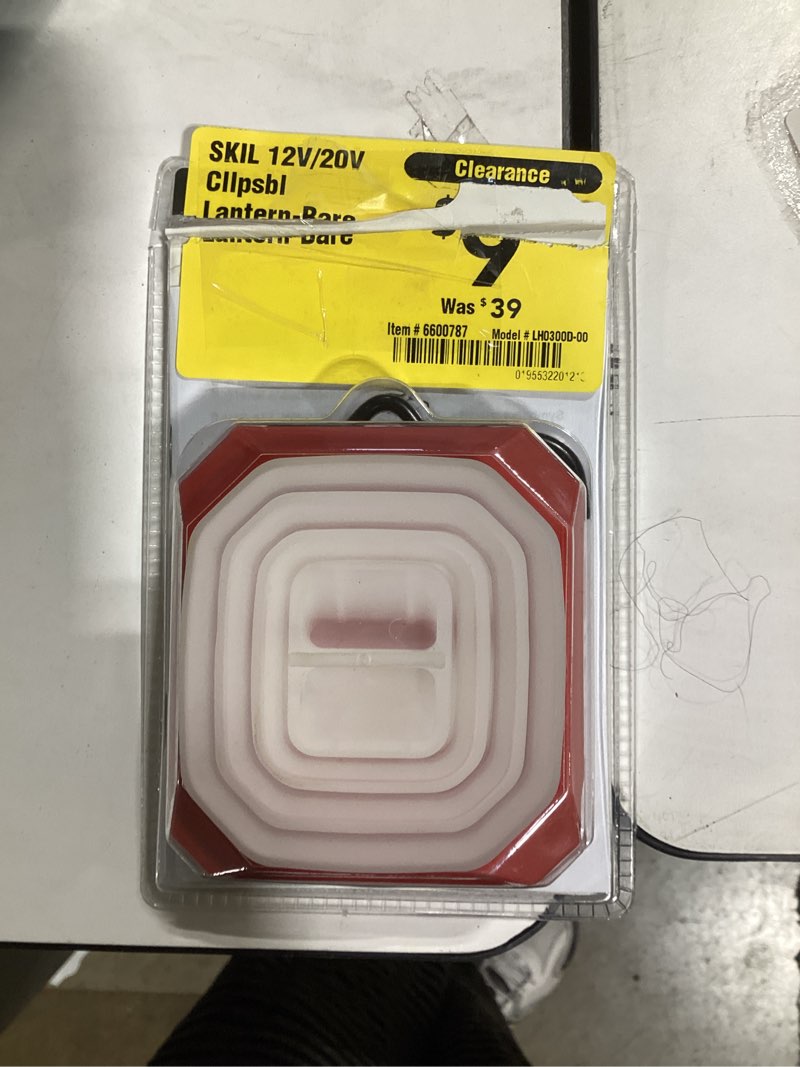 Condition photo showing New/Like New for craftsman collapsible automotive magnetic tray 2 -pack