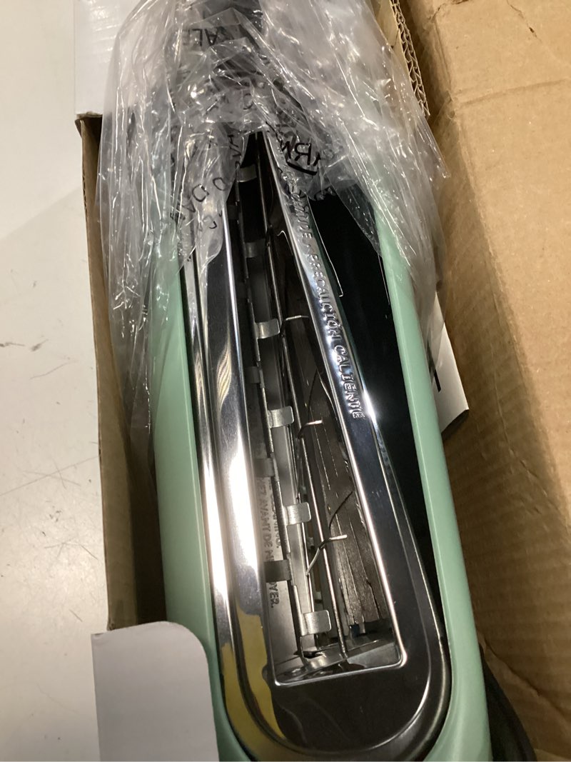 Condition photo showing Good Condition for bella 2 slice slim toaster, fits-anywhere™ kitchenware, 6 setting shade control with reheat & cancel buttons, fits sourdough, 10” long slot, anti jam & auto shutoff, 900 watt, seaglass 2 slice sea glass