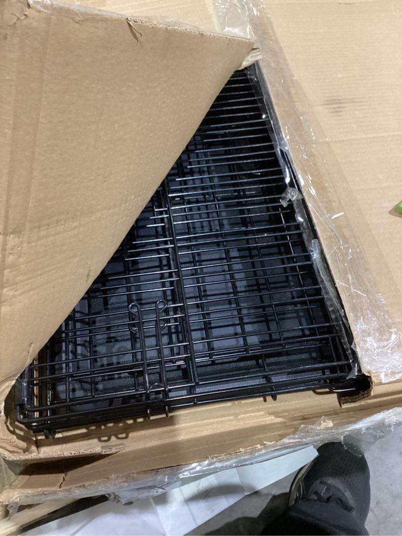 Condition photo showing Good Condition for amazon basics portable metal wire dog crate with removable tray, single door with divider panel, foldable, collapsible, easy to assemble & clean, 36" x 23" x 25", black 36 x 23 x 25 in single door w/ divider