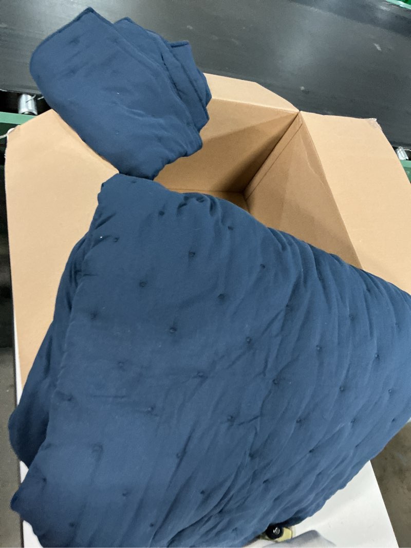 Condition photo showing Good Condition for chezmoi collection glen 3-piece crescent stitched quilt set, full  size, steel blue - rayon derived from bamboo & polyester blended, soft breathable cooling bedspread for hot sleepers steel blue full