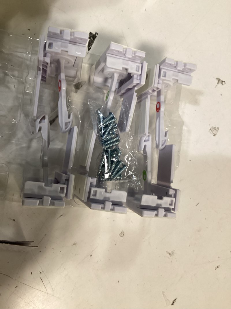 Condition photo showing Good Condition for safety 1st secure-to-explore adhesive locks set