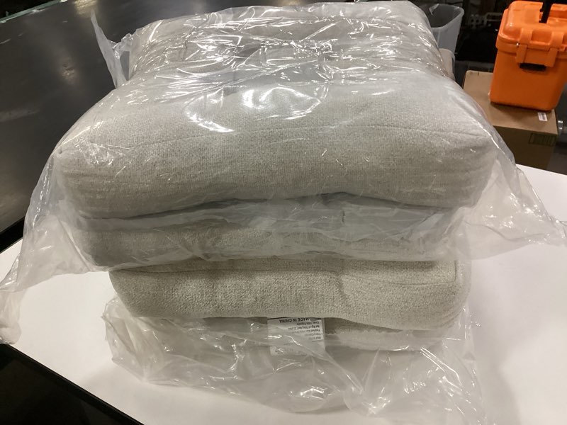 https://lotting-media.assets.bidfta.com/lotting_4edf2eb0-6004-43bd-9410-ae735ae56c67
