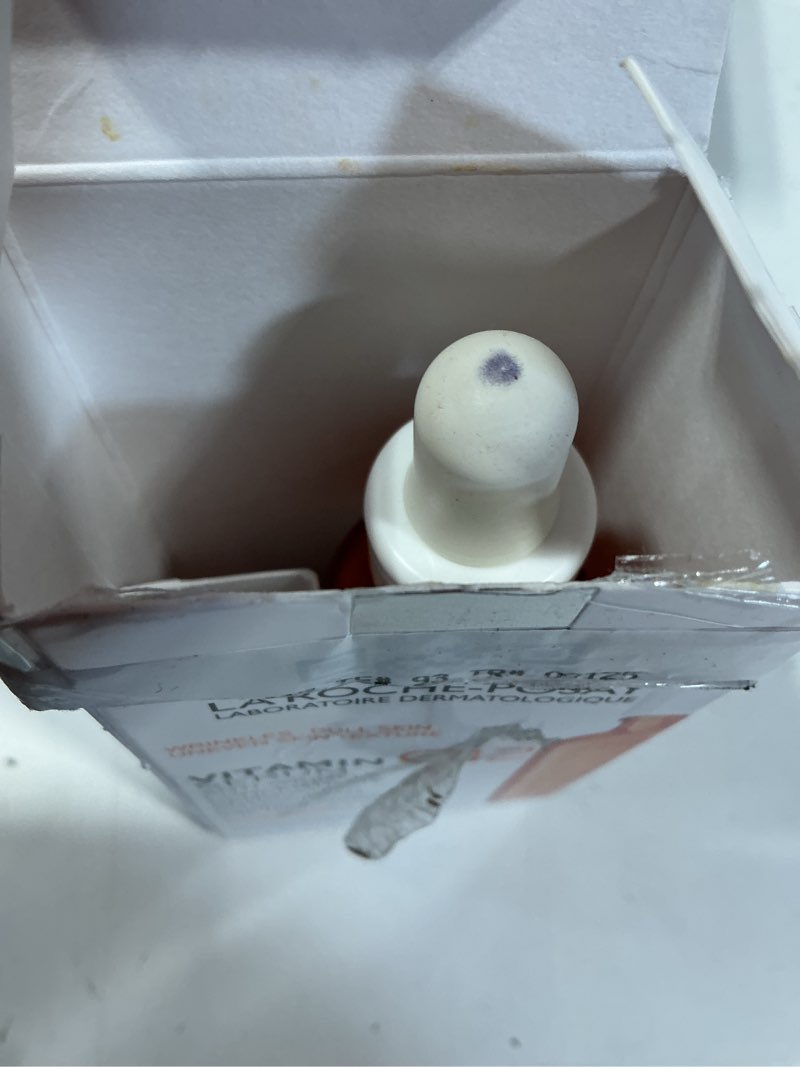 Condition photo showing New/Like New for la roche-posay anti-aging vitamin c face serum - 1.01 fl oz