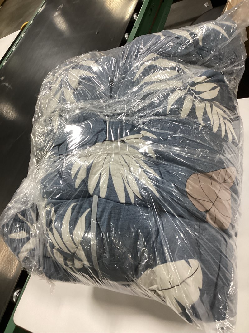 https://lotting-media.assets.bidfta.com/lotting_4ee57bbc-09e5-4330-b79a-4aef862bb9cc