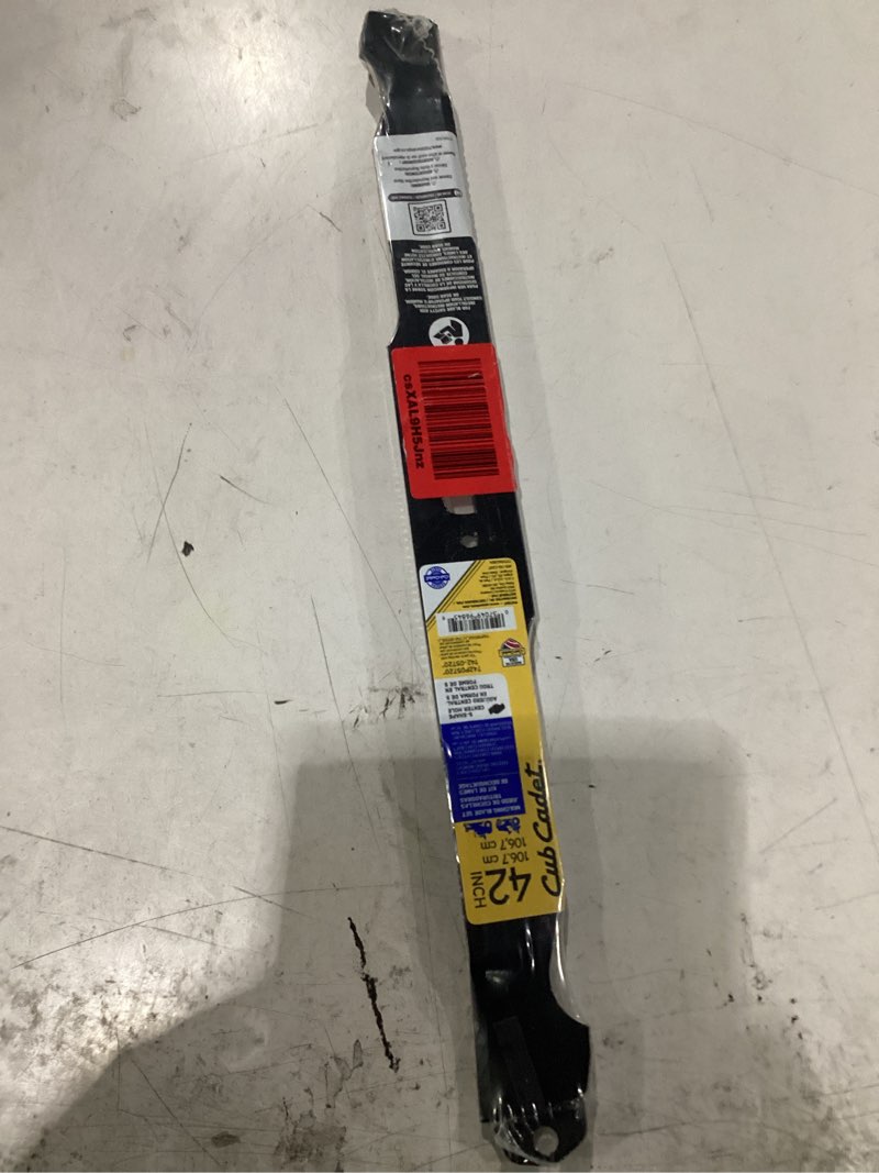 Condition photo showing New/Like New for cub cadet original equipment mulching blades for 42 in. electric riding lawn mowers with s-shape center oe# 742p05720,742-05720