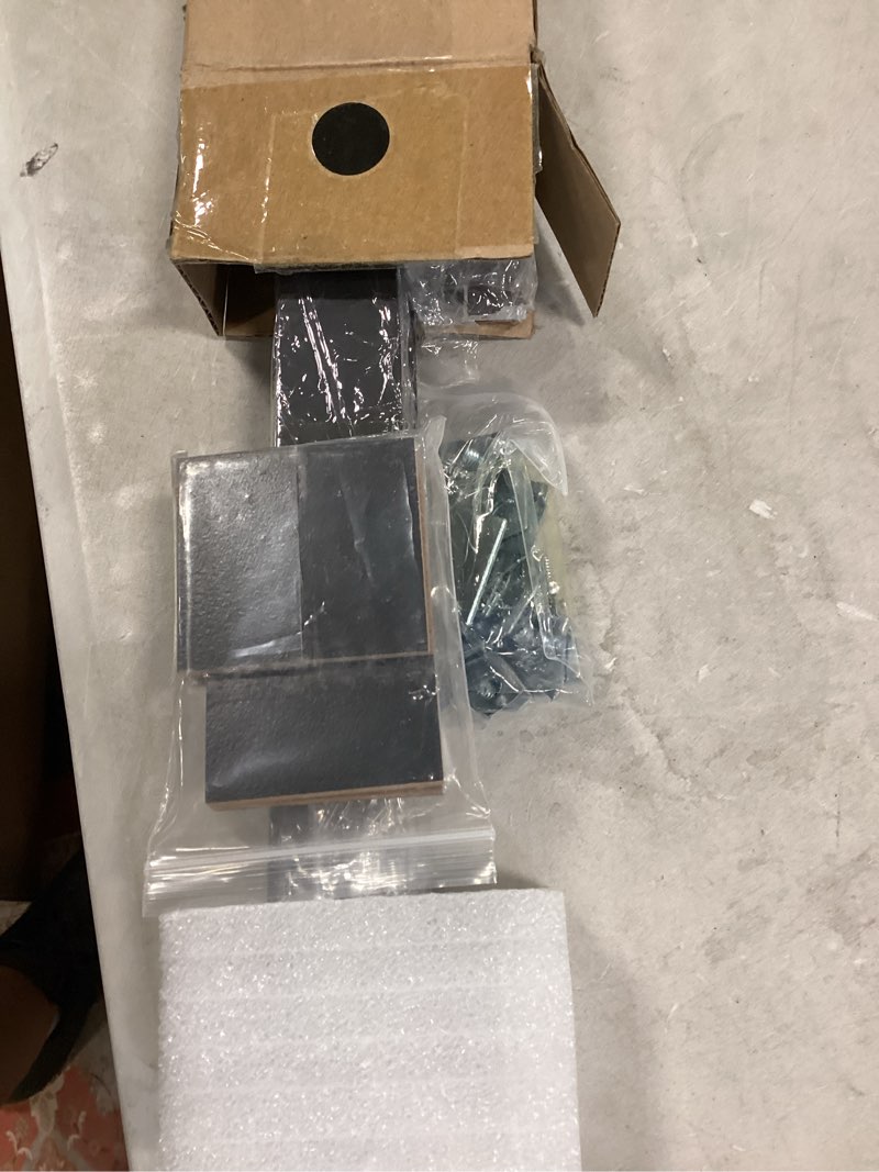 https://lotting-media.assets.bidfta.com/lotting_4efe3d7f-02a6-486f-bf55-1534217f55b2