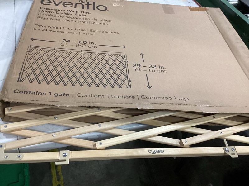 Condition photo showing Good Condition for evenflo expansion walk-thru room divider baby gate (natural wood)