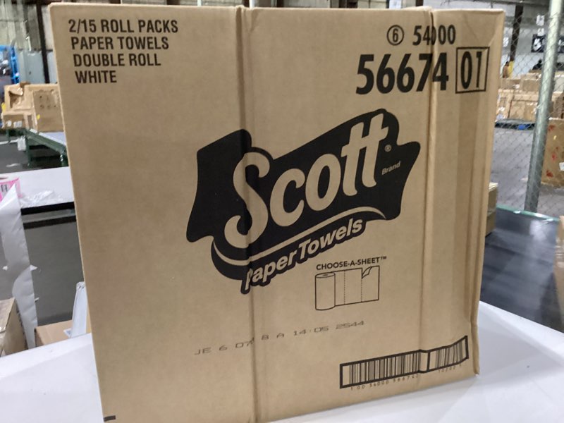Condition photo showing New/Like New for scott paper towels, choose-a-sheet, 30 double rolls (2 packs of 15) = 60 regular rolls (100 sheets per roll) 100 count (pack of 30) white