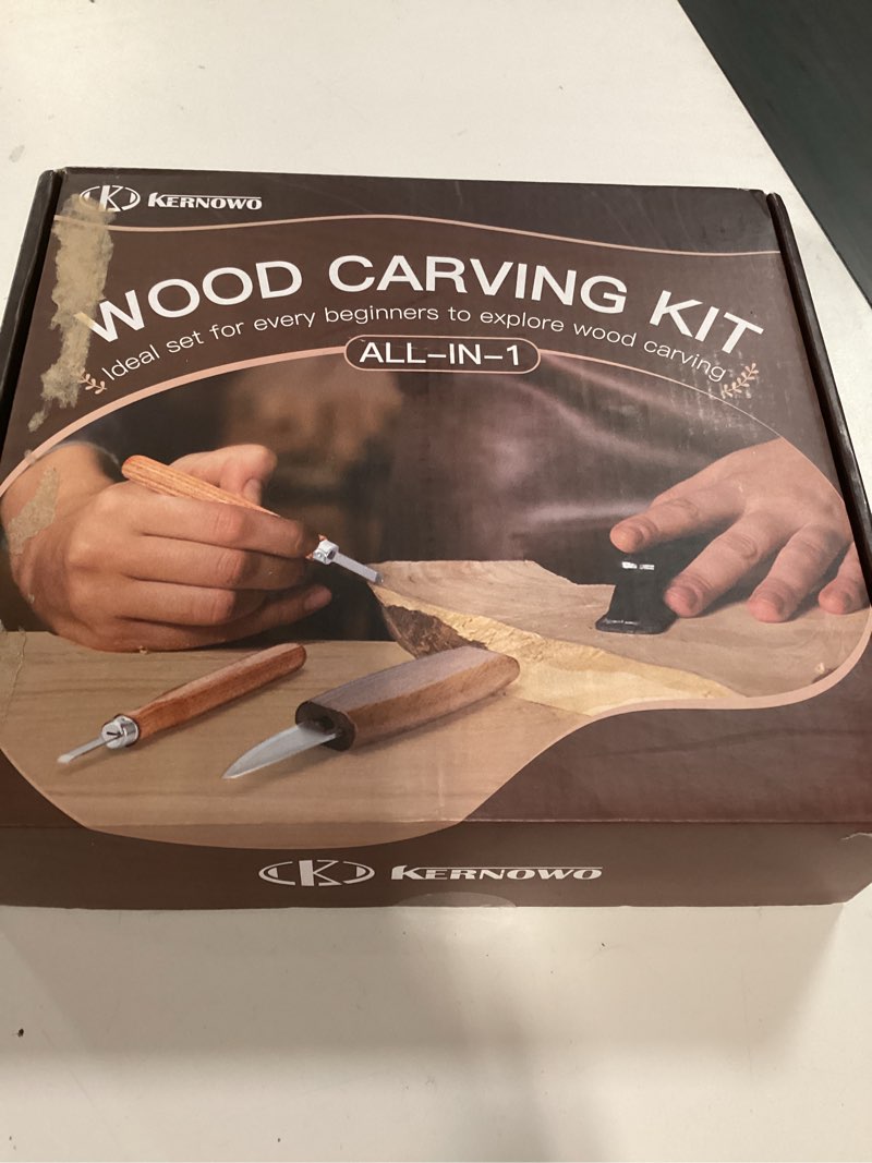 Condition photo showing New/Like New for wood carving kit, 32pcs wood carving tools with storage bag, wood whittling knife kit with 4pcs templates & 11pcs wood carving knives for wood diy beginners