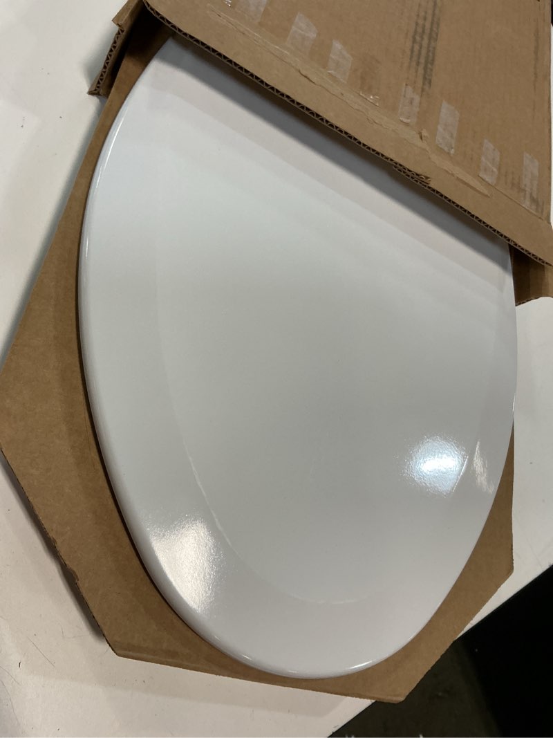 Condition photo showing Good Condition for bemis 1500ec 390 lift-off wood elongated toilet seat, cotton white (pack of 1)
