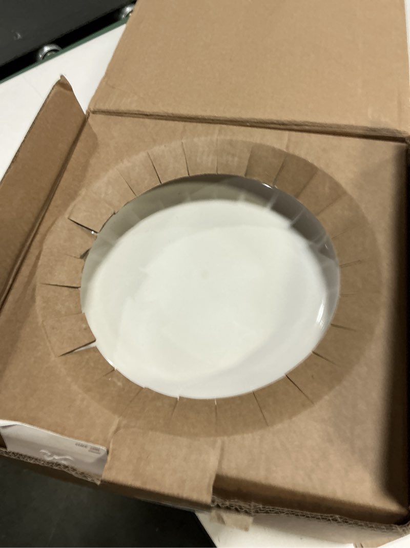Condition photo showing Good Condition for getstar Pasta Bowls, Large Salad Serving Bowls (8.2 inch/35 oz), Ceramic Bowl Plates Set of 4, Farmhouse Embossments, Microwave and Dishwasher Safe