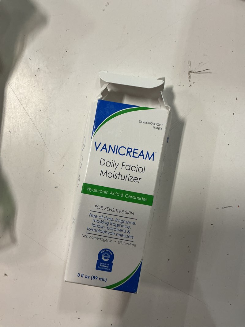 Condition photo showing New/Like New for vanicream daily facial moisturizer with ceramides and hyaluronic acid - formulated without common irritants for those with sensitive skin, 3 fl oz (pack of 1)