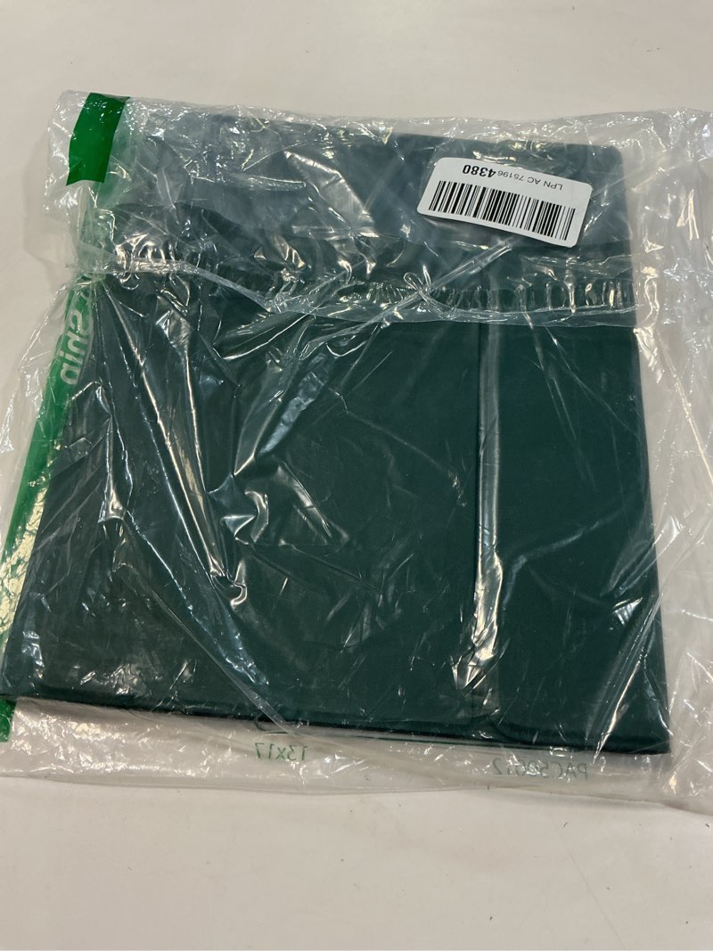 Condition photo showing Good Condition for Keyboard Case for iPad Pro 13 Inch (M5 2025/M4 2024), Slim Touchpad Detachable Bluetooth Keyboard Cover with Pencil Holder, Teal Pro13 inch (M5/M4) Teal