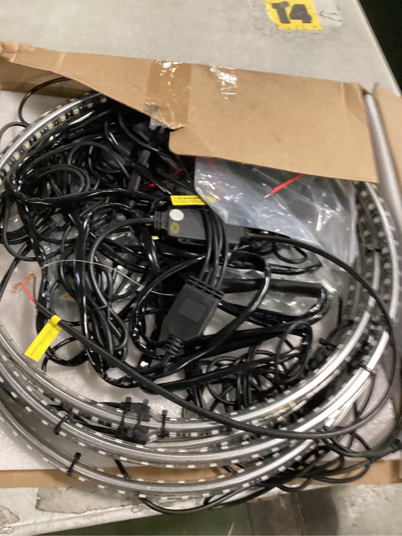 https://lotting-media.assets.bidfta.com/lotting_4f218394-ef28-4565-a12d-b563702b9a07