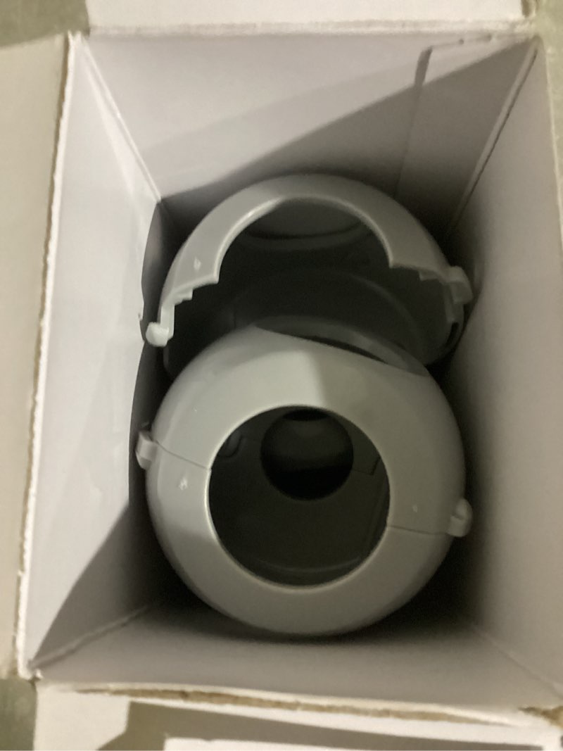 Condition photo showing Good Condition for safety 1st parent grip door knob covers - 3pk - gray