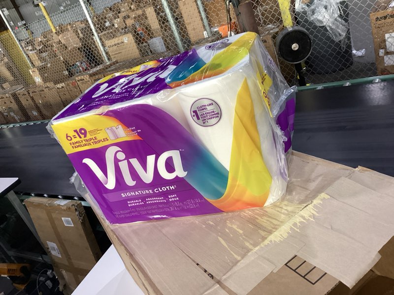 Condition photo showing New/Like New for viva signature cloth choose-a-sheet paper towels, soft & strong kitchen paper towels, white, 6 count