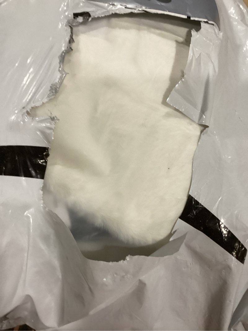 Condition photo showing Good Condition for cordless heated blanket