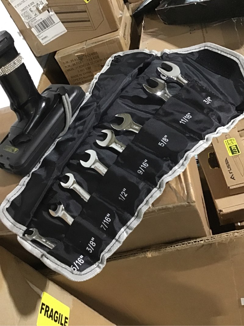 Condition photo showing New/Like New for duratech stubby ratcheting combination wrench set, sae, 8-piece, 5/16'' to 3/4'', cr-v steel, with rolling pouch