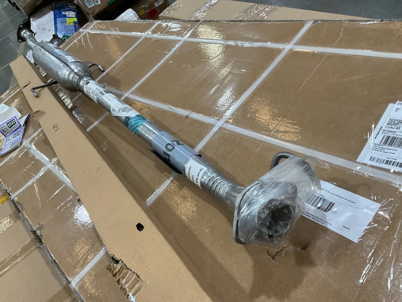 Condition photo showing Good Condition for walker 56194 direct fit exhaust resonator and pipe assembly for honda cr-v