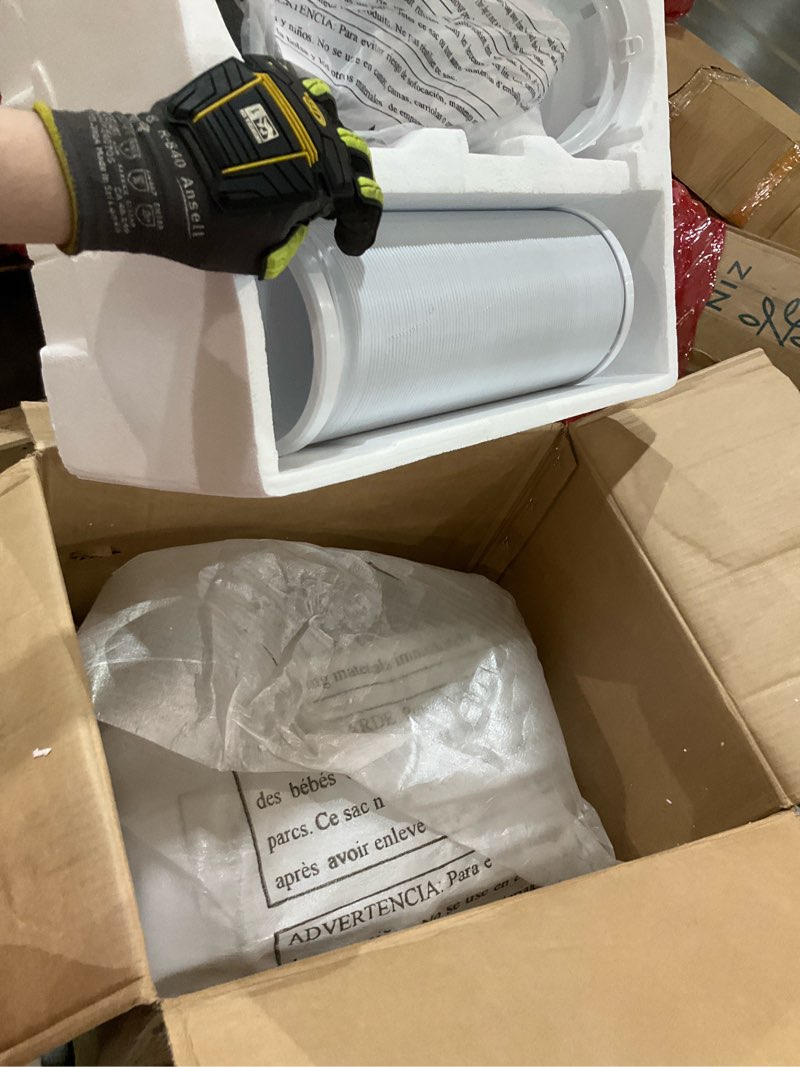 Condition photo showing As Is for amazon basics 3-in-1 portable air conditioner, 12000 btu (ashrae), cools up to 550 sqf, portable ac 