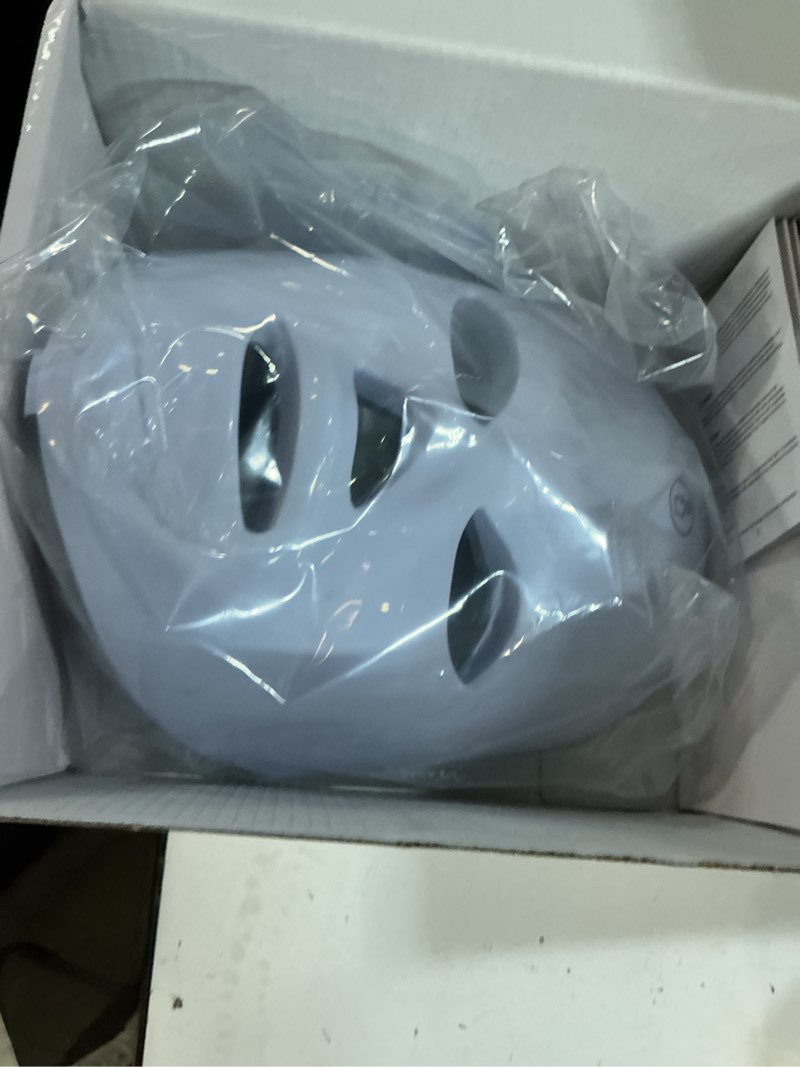 Condition photo showing New/Like New for mibiitty beauty led mask, led face mask light therapy