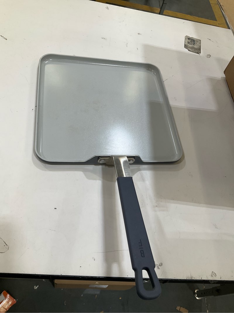 Condition photo showing Good Condition for greenpan x bobby flay 11” nonstick square griddle pan, pfas-free diamond ceramic,stay-cool silicone handle, easy clean dishwasher & oven safe skillet, graphite 11" square griddle pan graphite