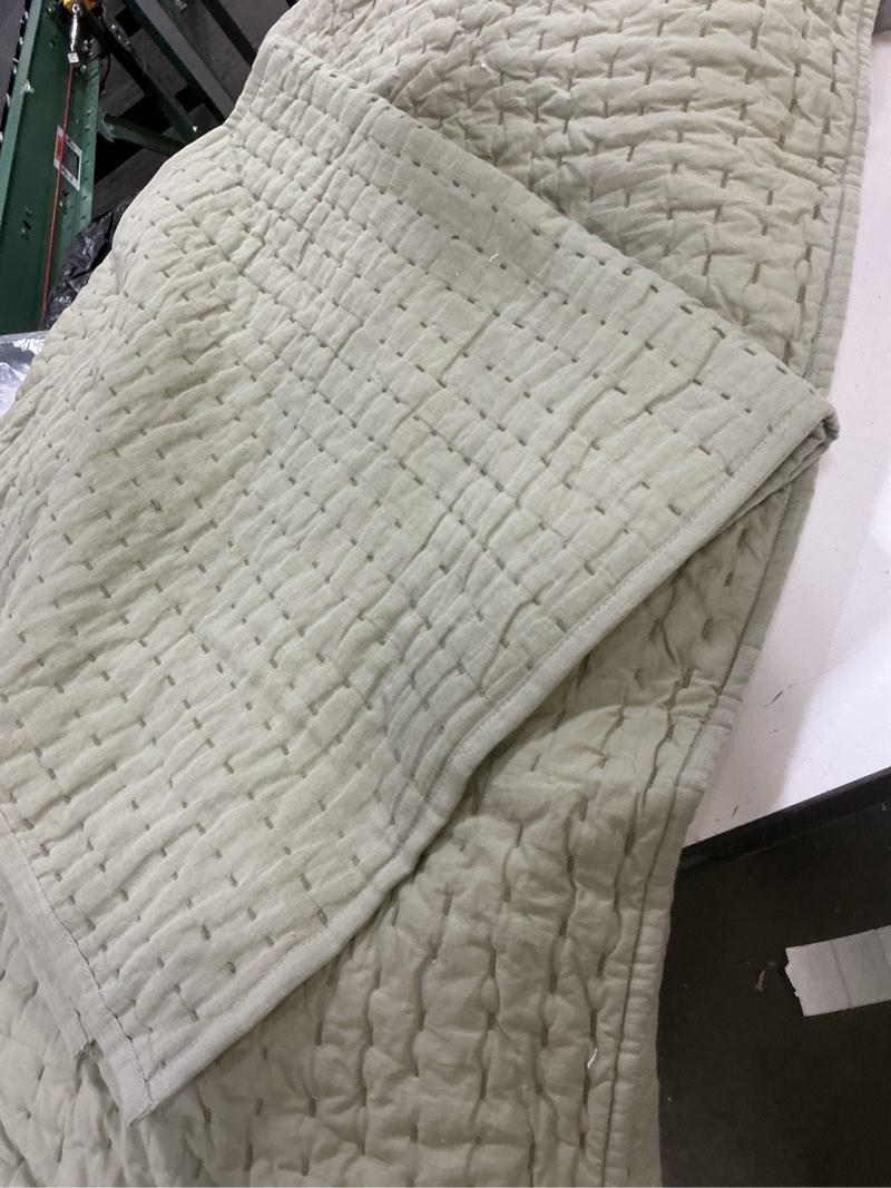 Condition photo showing Good Condition for quince european linen cotton stitch quilt set 3 pieces king willowleaft