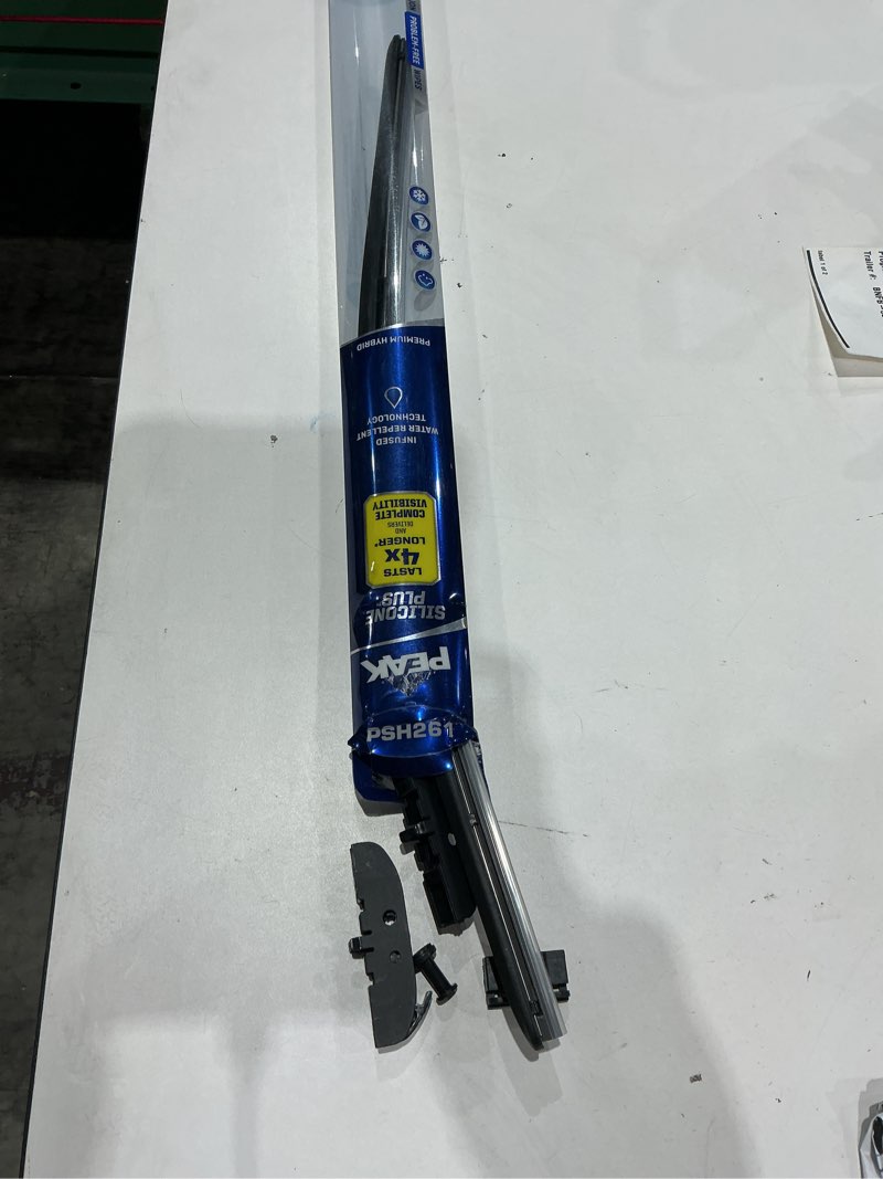 Condition photo showing As Is for peak silicone plus windshield wiper blade  26-inch (pack of 1)