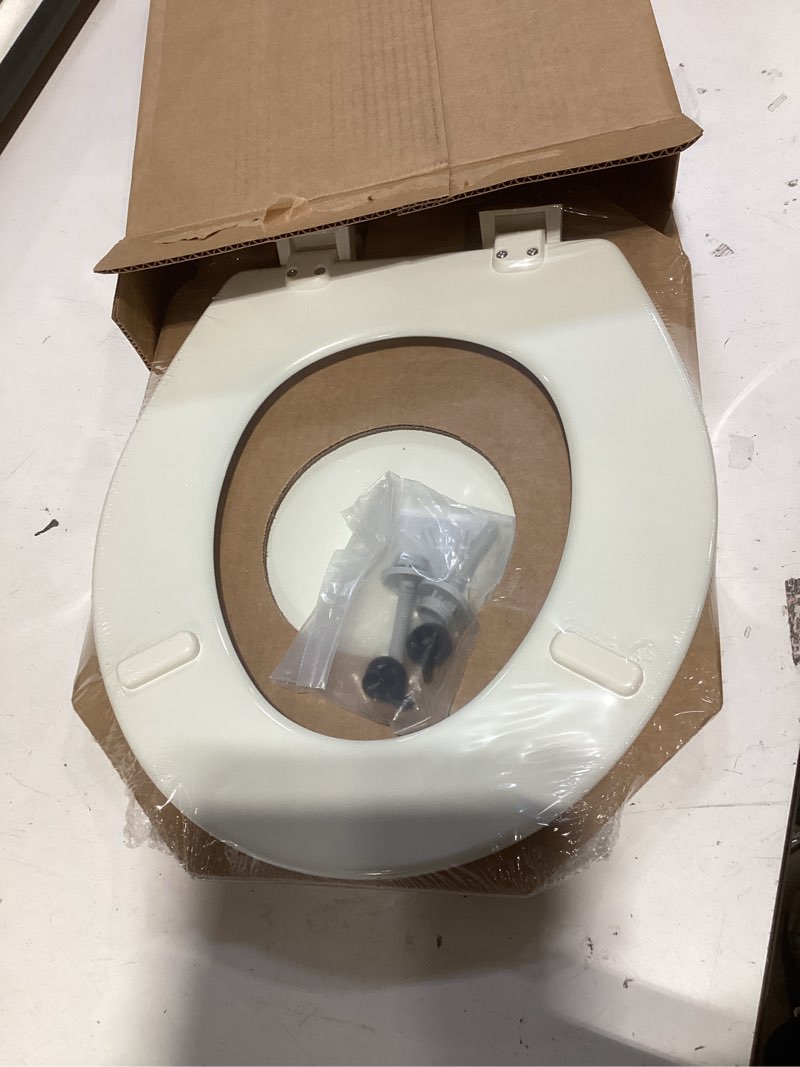 Condition photo showing New/Like New for bemis 500ec durable wood toilet seat with easy clean hinges, made in usa, round, biscuit biscuit round