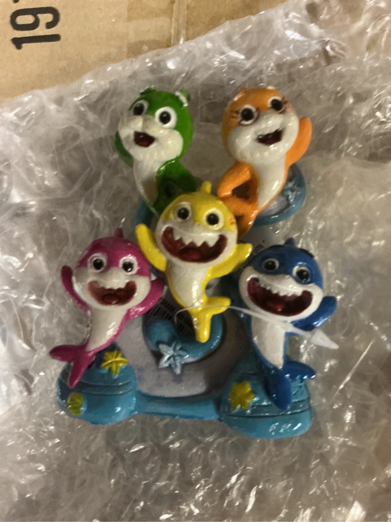 Condition photo showing New/Like New for Penn-Plax Baby Shark Family Aquarium Ornament Resin, Multicolor