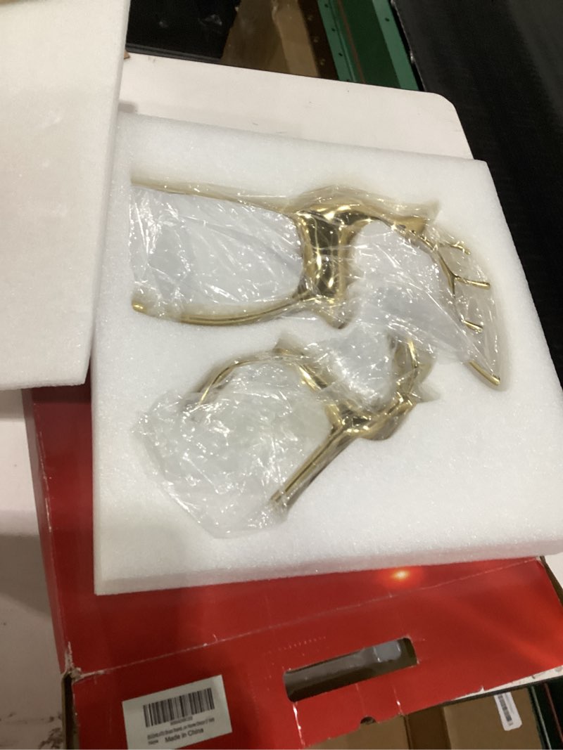 Condition photo showing Good Condition for Boomlatu brass reindeer 