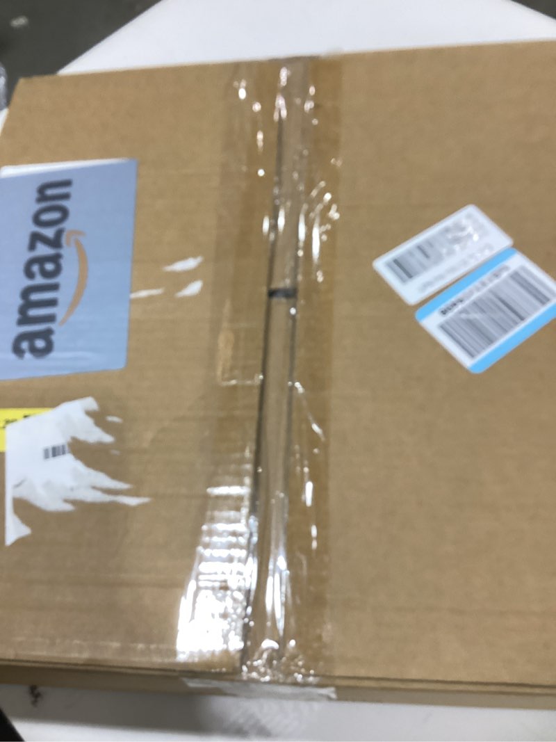 Condition photo showing Good Condition for Winter front door decoration