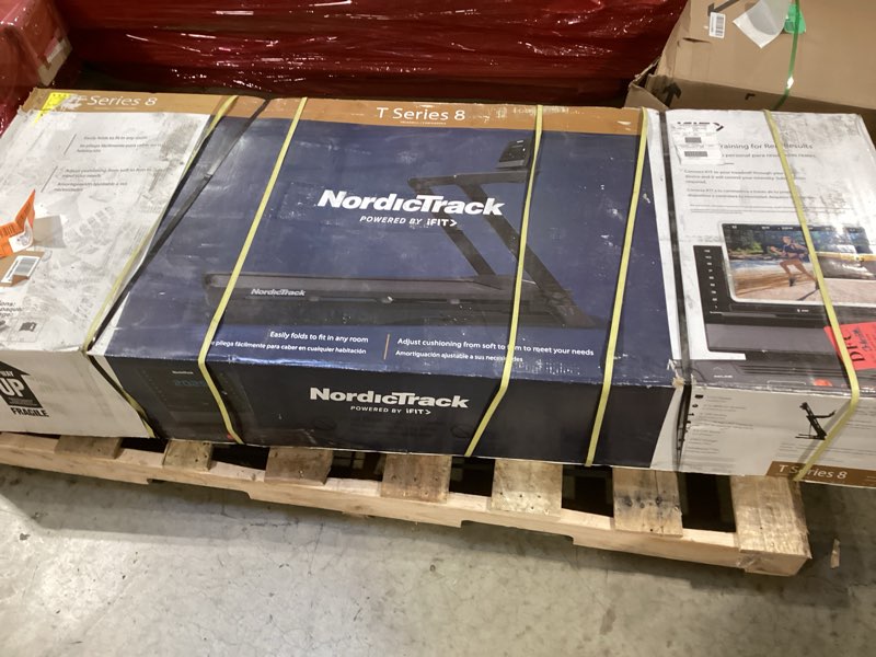 Condition photo showing New/Like New for nordictrack t series t series 8 black