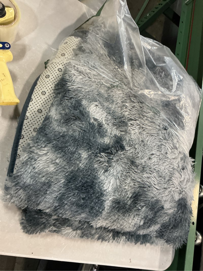 Condition photo showing Good Condition for dweike fluffy modern area rugs for living room bedroom, 3x5 ft plush high pile blue grey rug for kids girls room nursery home decor, upgrade non-slip girls bedroom soft indoor rug, tie-dyed blue grey 3 ft x 5 ft blue grey