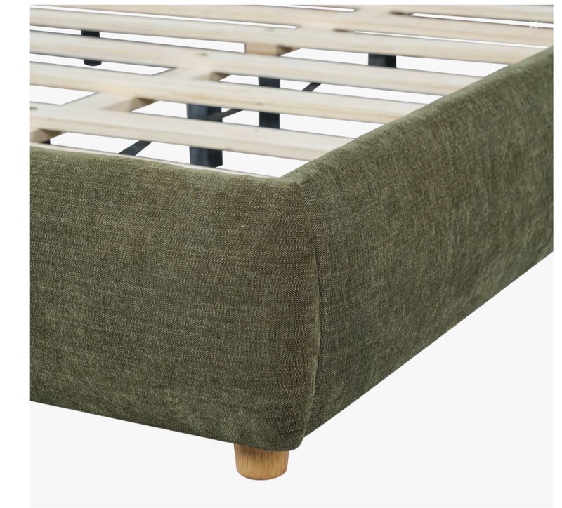 (Incomplete)Boucle Fabric Upholstered Platform Bed with  Removable Pillow Headboard