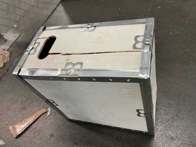 Condition photo showing Good Condition for fridayparts air brake compressor 22016995 20774294 20846000 85013935 85146151 compatible for volvo d13 engine