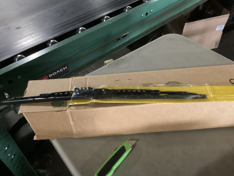 Condition photo showing New/Like New for Rain-X RX30222 WeatherBeater Wiper Blades, 22" Windshield Wipers (Pack Of 1), Automotive Replacement Windshield Wiper Blades That Meet Or Exceed OEM Quality And Durability Standards 22" Pack of 1